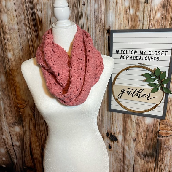 Infinity scarf - Picture 2 of 4